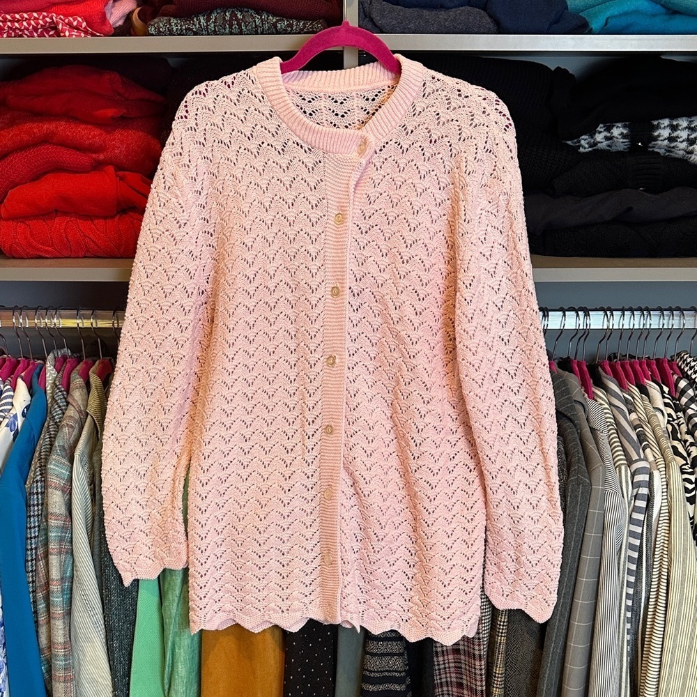 Unbranded pink open knit crew neck scalloped edge long cardigan size M